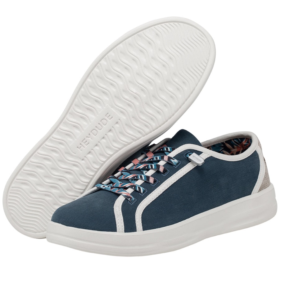 Hei Jätkä Karina Joy Navy