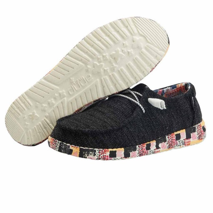 Wendy Print Black Geo Hey Dude